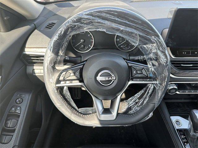 new 2025 Nissan Altima car, priced at $29,495