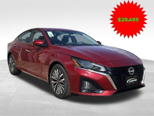 new 2025 Nissan Altima car, priced at $29,495