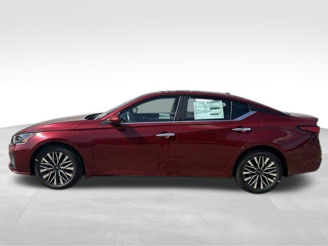 new 2025 Nissan Altima car, priced at $29,495