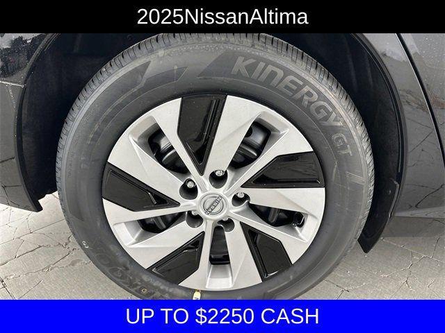 new 2025 Nissan Altima car, priced at $24,995