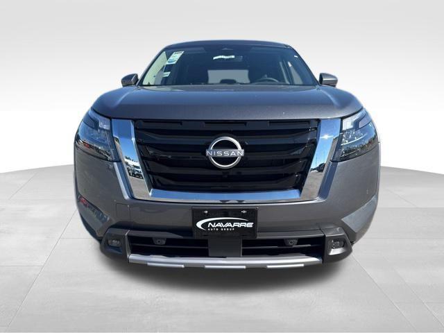 new 2025 Nissan Pathfinder car, priced at $36,605