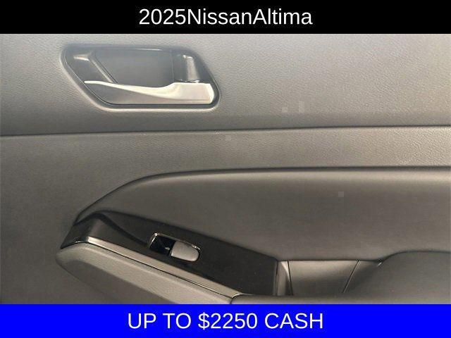 new 2025 Nissan Altima car, priced at $31,995