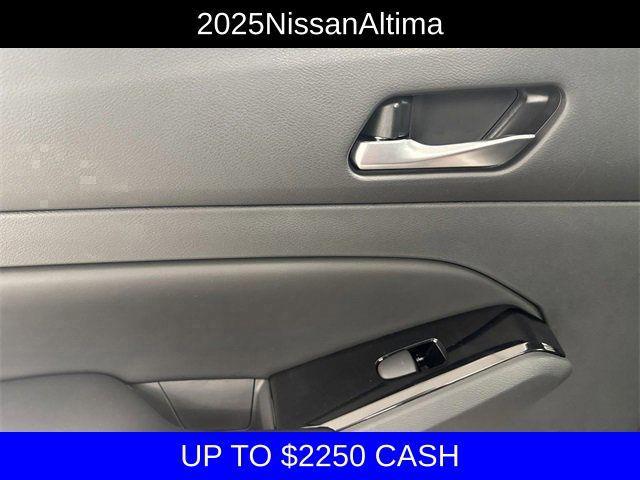 new 2025 Nissan Altima car, priced at $31,995