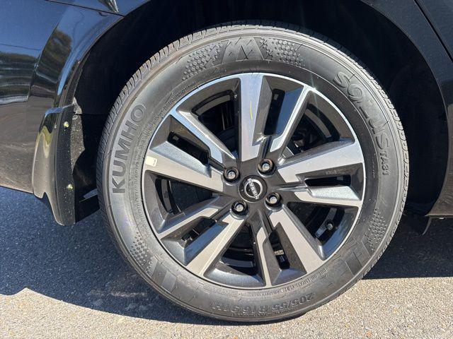 new 2025 Nissan Versa car, priced at $19,995