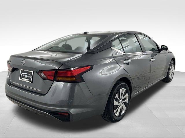 new 2025 Nissan Altima car, priced at $25,495