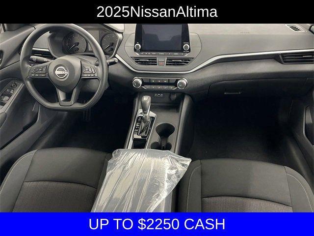 new 2025 Nissan Altima car, priced at $25,495