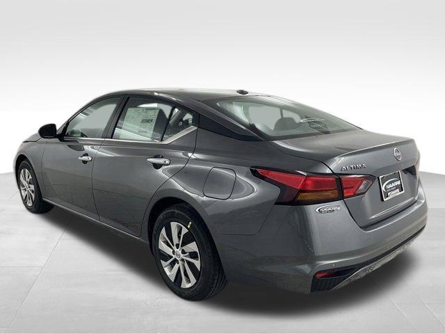 new 2025 Nissan Altima car, priced at $25,495