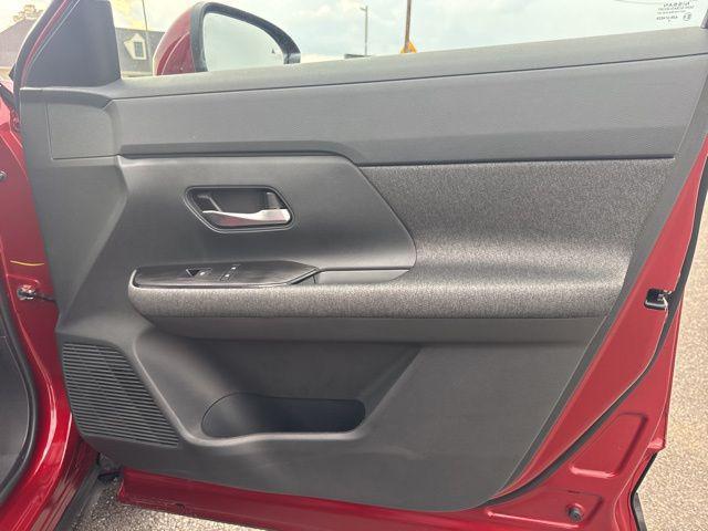 new 2025 Nissan Kicks car, priced at $22,660