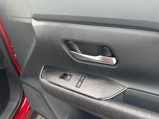 new 2025 Nissan Kicks car, priced at $22,660