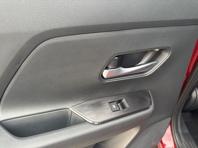 new 2025 Nissan Kicks car, priced at $22,660