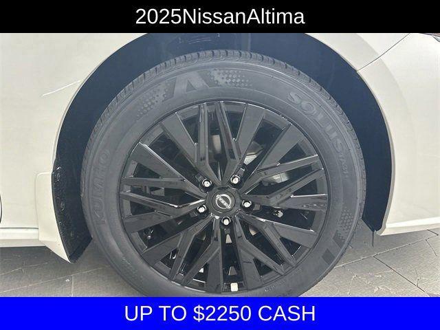 new 2025 Nissan Altima car, priced at $27,995