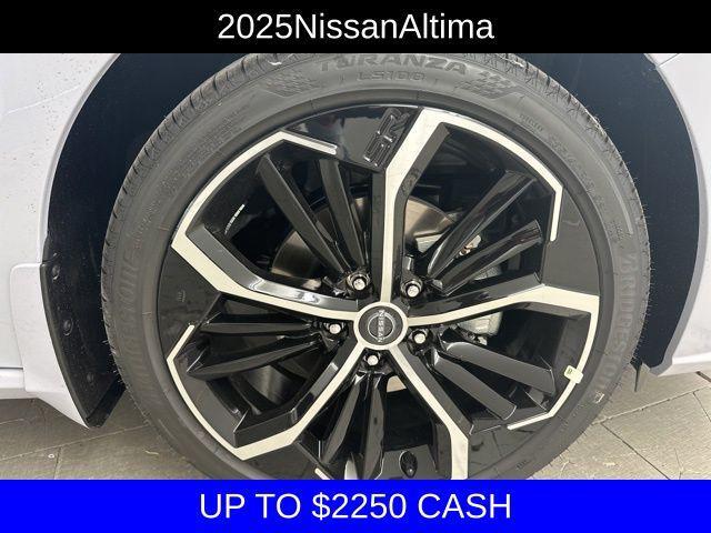 new 2025 Nissan Altima car, priced at $28,495