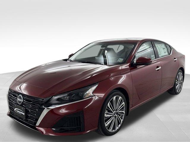 new 2025 Nissan Altima car, priced at $32,679