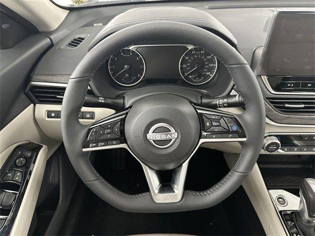 new 2025 Nissan Altima car, priced at $31,495