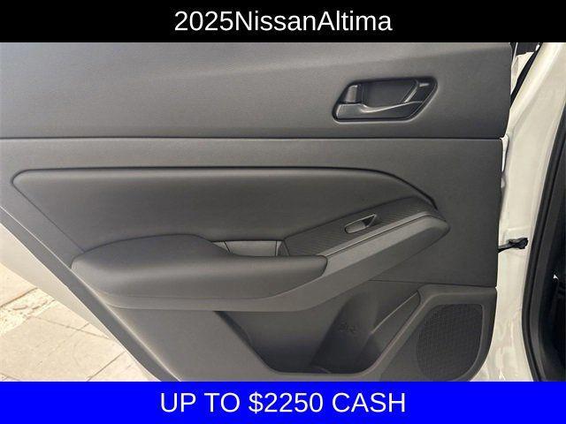 new 2025 Nissan Altima car, priced at $24,995