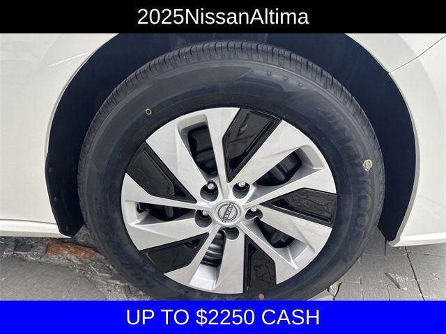 new 2025 Nissan Altima car, priced at $24,995