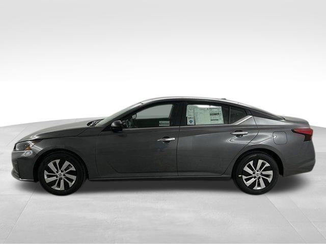 new 2025 Nissan Altima car, priced at $24,995