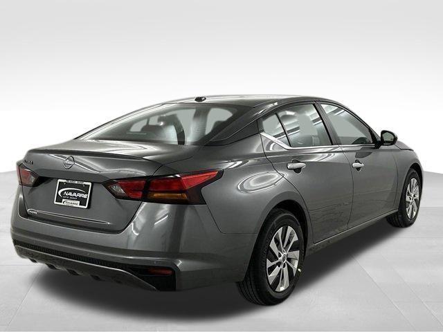 new 2025 Nissan Altima car, priced at $24,995