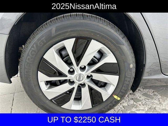 new 2025 Nissan Altima car, priced at $24,995