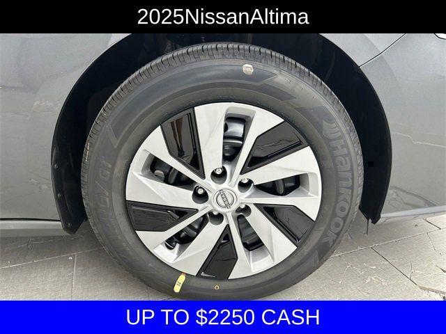 new 2025 Nissan Altima car, priced at $24,995