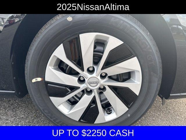 new 2025 Nissan Altima car, priced at $27,505