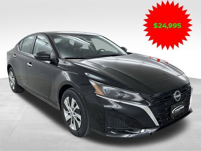 new 2025 Nissan Altima car, priced at $24,995