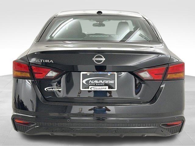 new 2025 Nissan Altima car, priced at $24,995