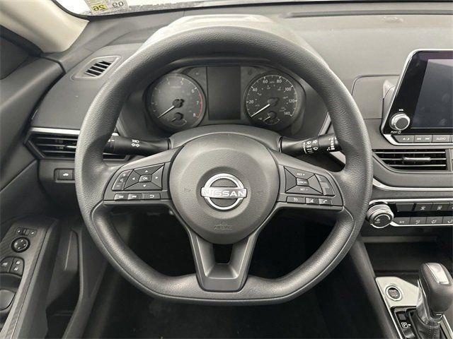 new 2025 Nissan Altima car, priced at $24,995