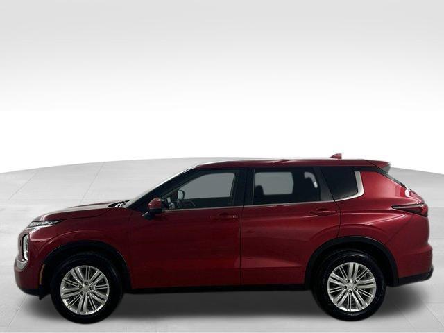 used 2023 Mitsubishi Outlander car, priced at $21,995