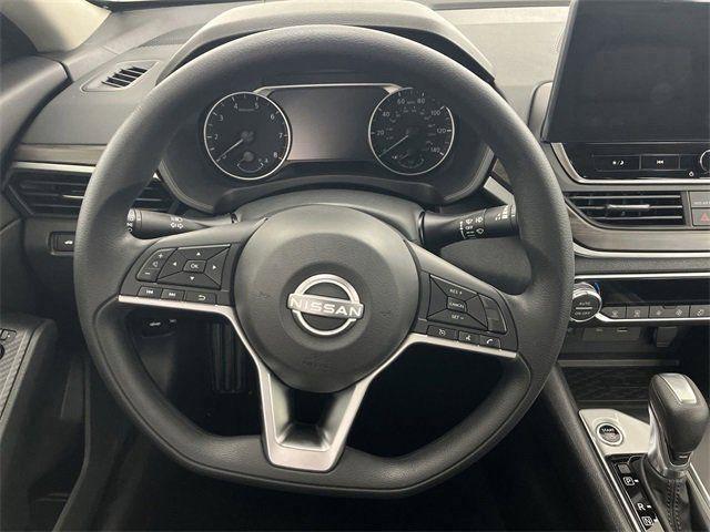 new 2025 Nissan Altima car, priced at $28,995