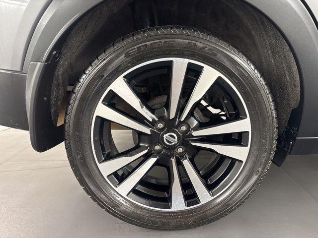 used 2020 Nissan Kicks car, priced at $14,995