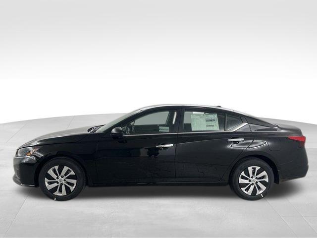 new 2025 Nissan Altima car, priced at $25,695