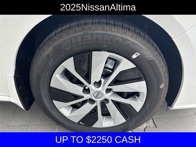 new 2025 Nissan Altima car, priced at $25,495