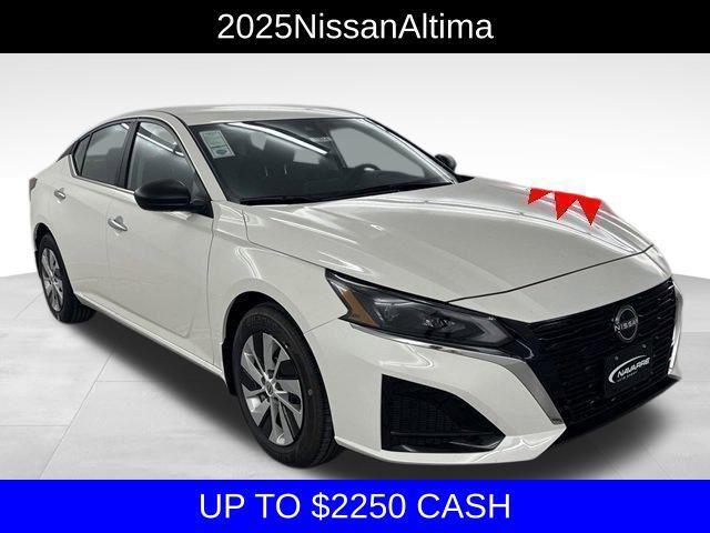 new 2025 Nissan Altima car, priced at $25,495