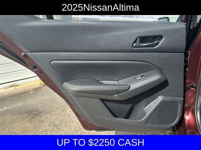 new 2025 Nissan Altima car, priced at $27,495