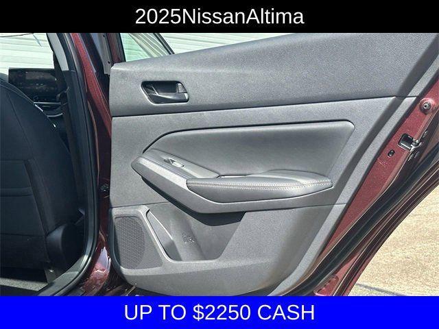 new 2025 Nissan Altima car, priced at $27,495