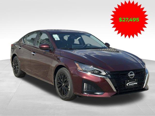 new 2025 Nissan Altima car, priced at $27,495