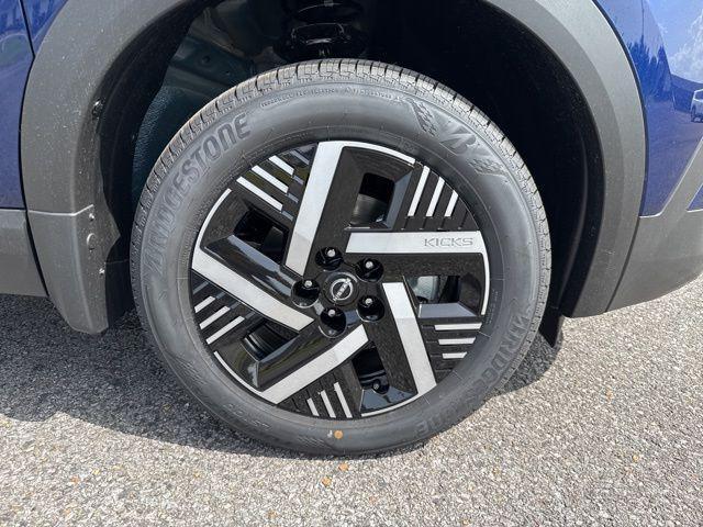 new 2025 Nissan Kicks car, priced at $22,710