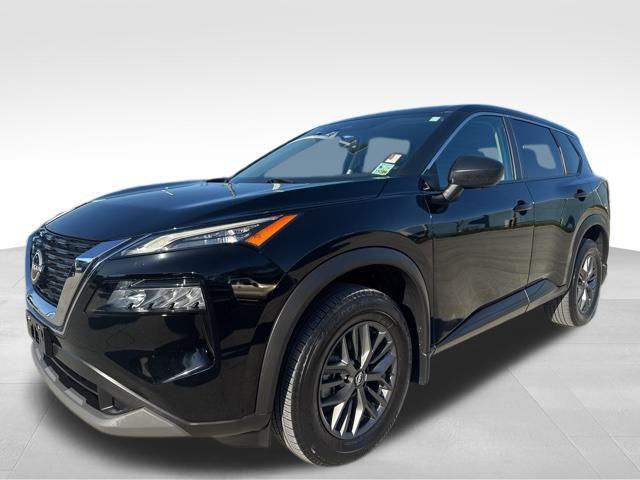 used 2022 Nissan Rogue car, priced at $22,995