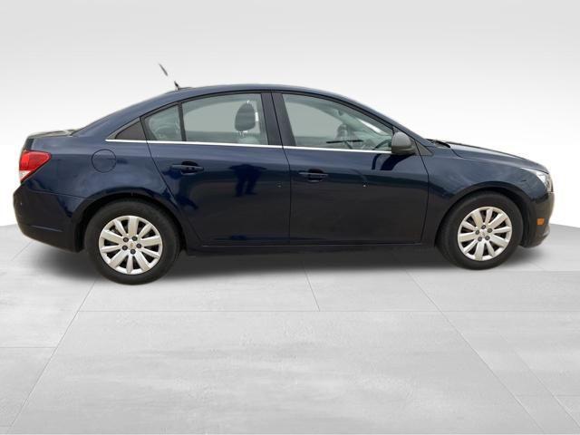 used 2011 Chevrolet Cruze car, priced at $5,995