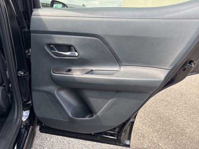 new 2025 Nissan Kicks car, priced at $22,210