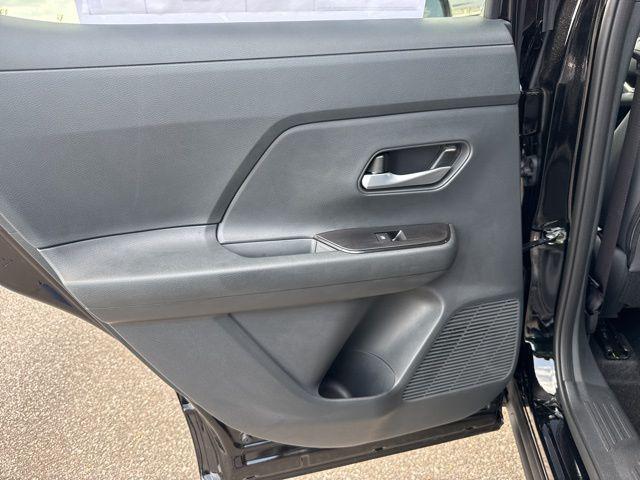 new 2025 Nissan Kicks car, priced at $22,210