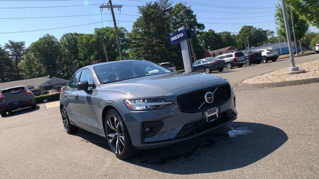 new 2024 Volvo S60 car, priced at $47,995