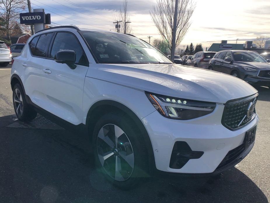 used 2024 Volvo XC40 car, priced at $37,900