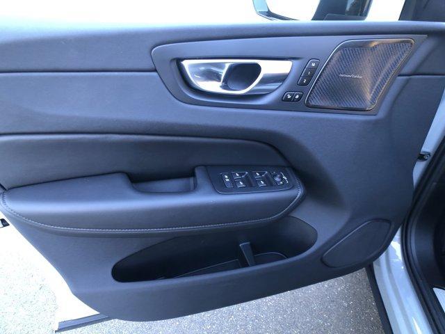 new 2025 Volvo XC60 Plug-In Hybrid car, priced at $65,445