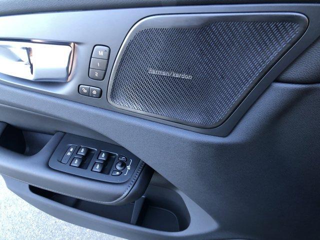 new 2025 Volvo XC60 Plug-In Hybrid car, priced at $65,445