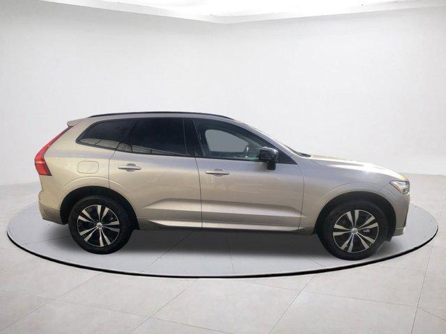 used 2025 Volvo XC60 car, priced at $37,995