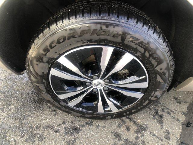 used 2025 Volvo XC60 car, priced at $37,995