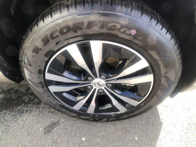 used 2025 Volvo XC60 car, priced at $37,995