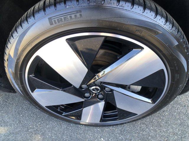used 2023 Volvo C40 Recharge Pure Electric car, priced at $29,375